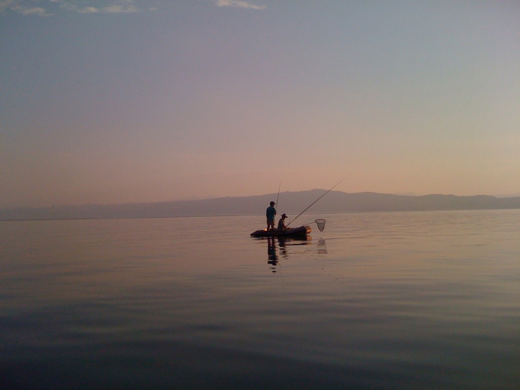 pescatori al tramonto