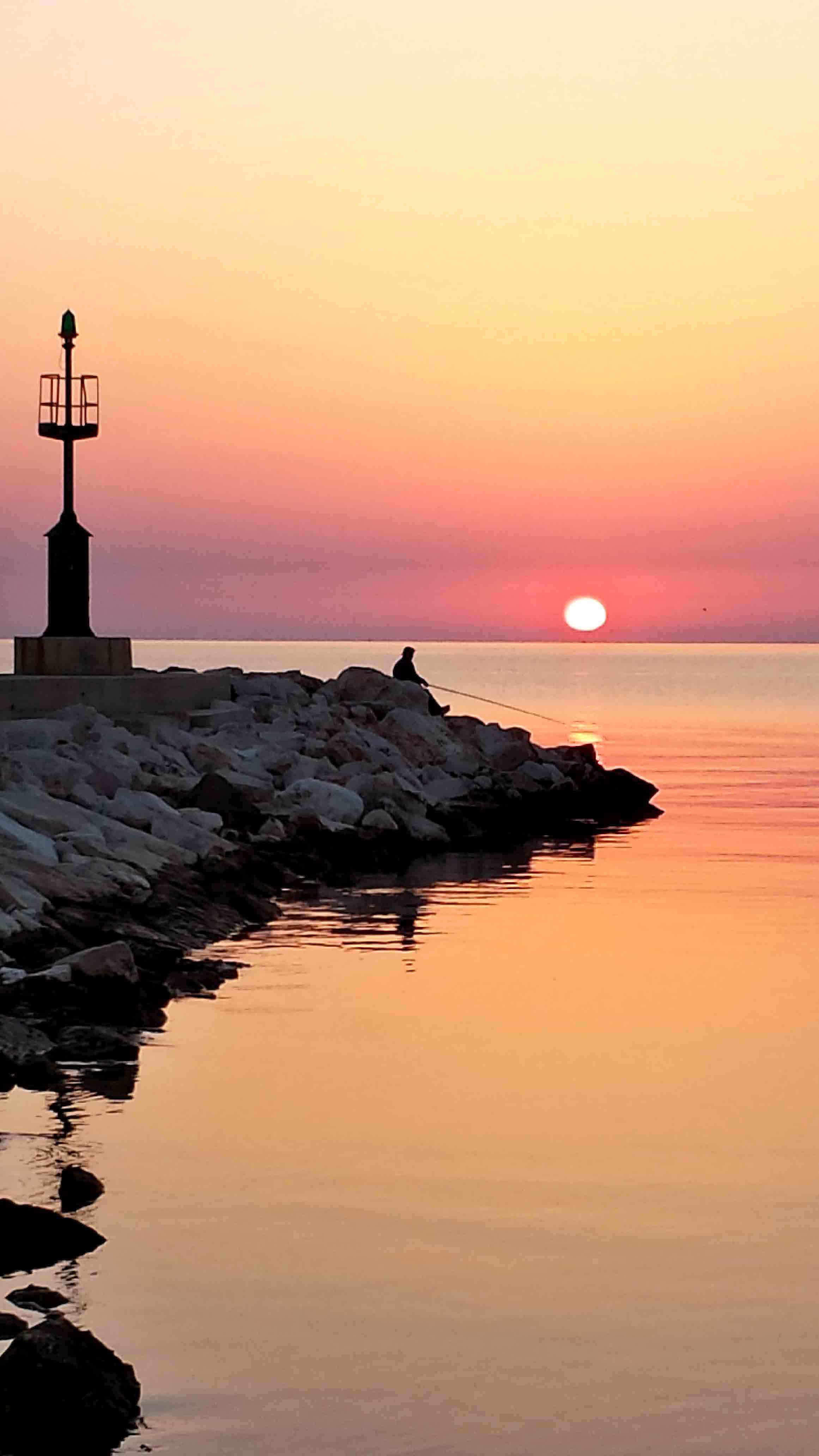 Pescatore in alba garganica