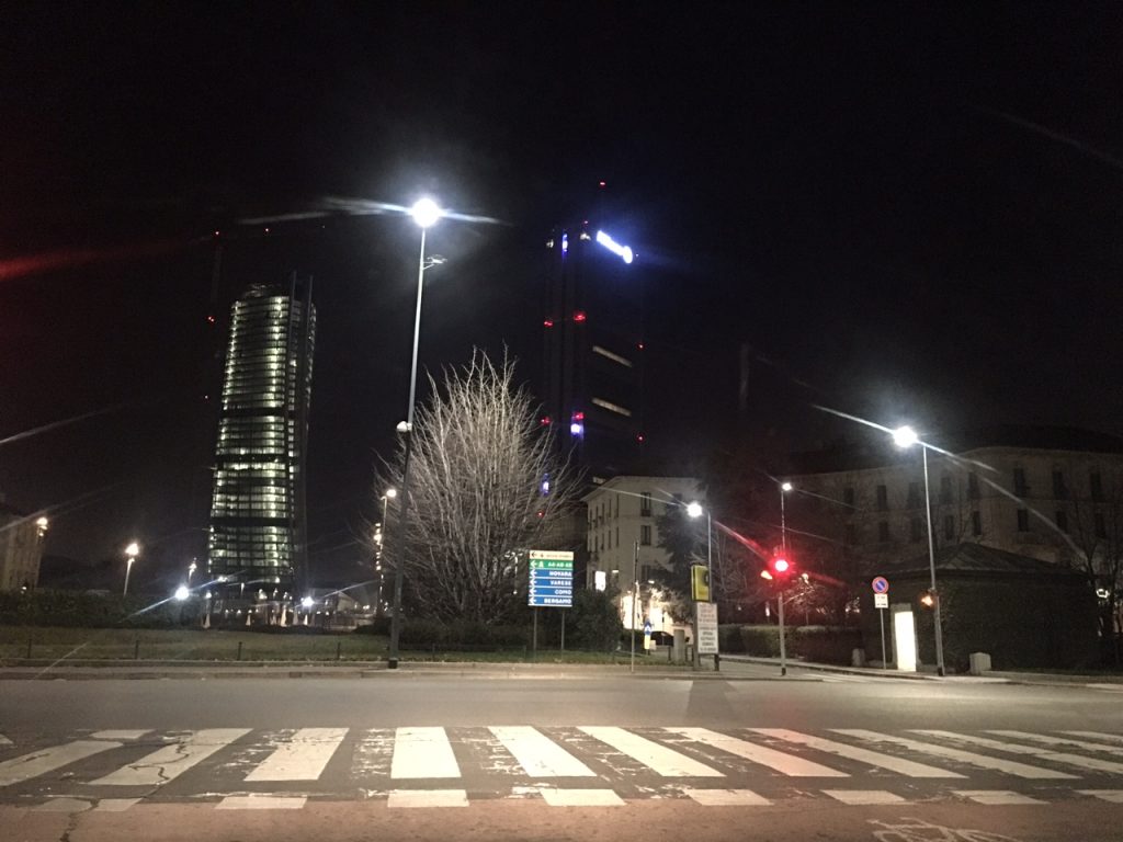 notte a milano